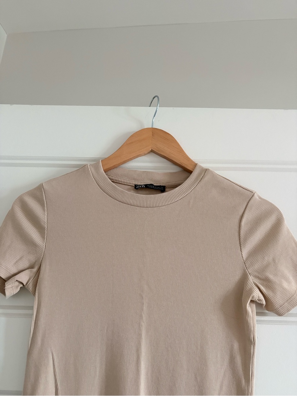 Zara Short Sleeve Ribbed Tshirt dress - Beige